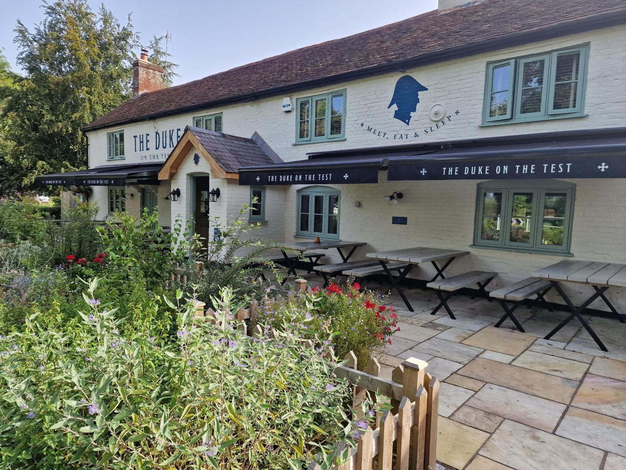The Duke On The Test Romsey Exterior photo