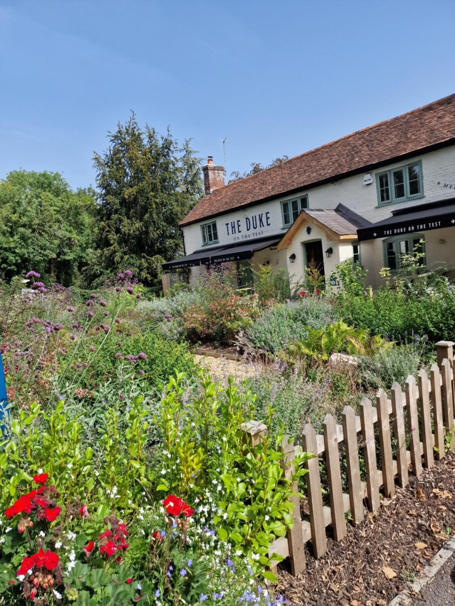 The Duke On The Test Romsey Exterior photo
